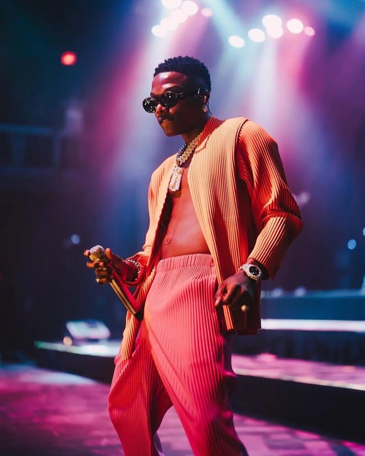 Wizkid Is The Only Artist Doing Things Organically- A Fan Claims